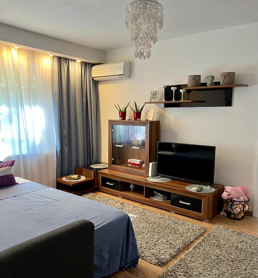 Intercontinental Apartment Bukarest Kültér fotó